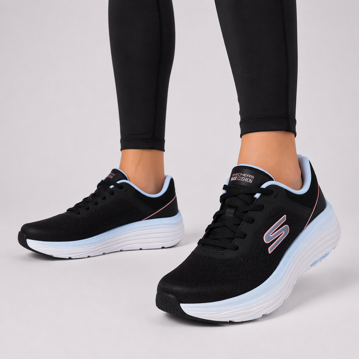 SKECHERS MUJER MAX CUSHIONING ENDEAVOUR - ARDENA