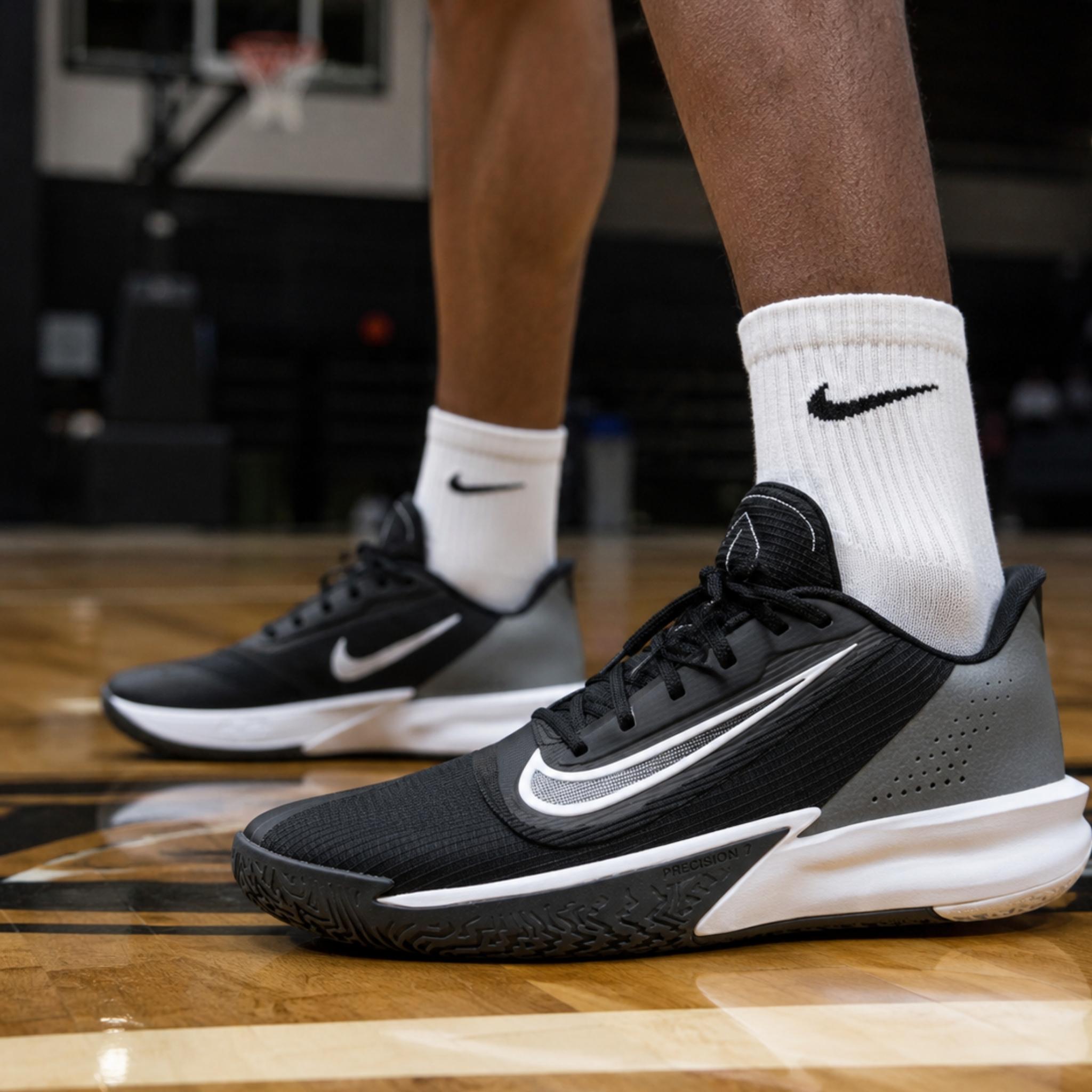 NIKE HOMBRE PRECISION VII