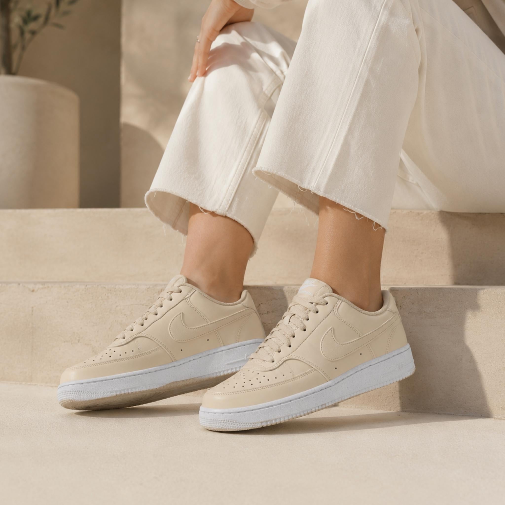 NIKE MUJER COURT VISION LOW
