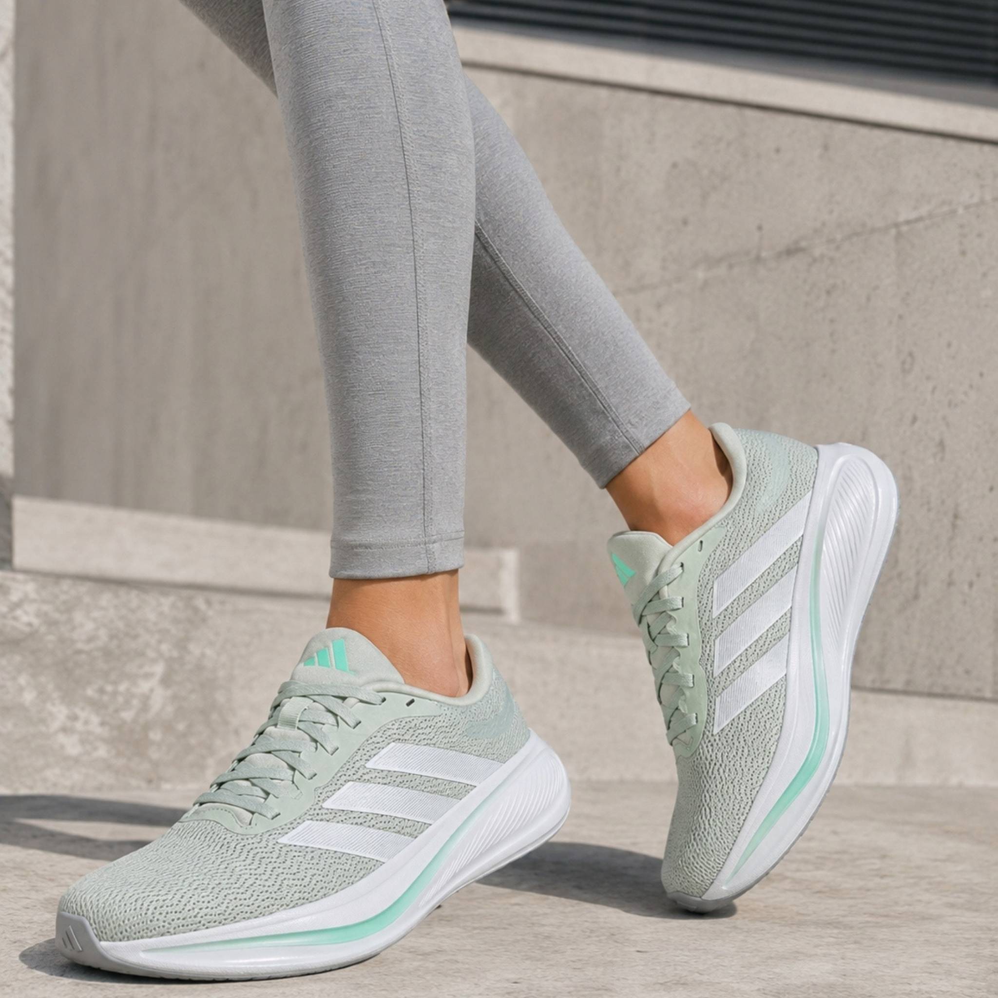 ADIDAS MUJER RESPONSE RUNNER 2