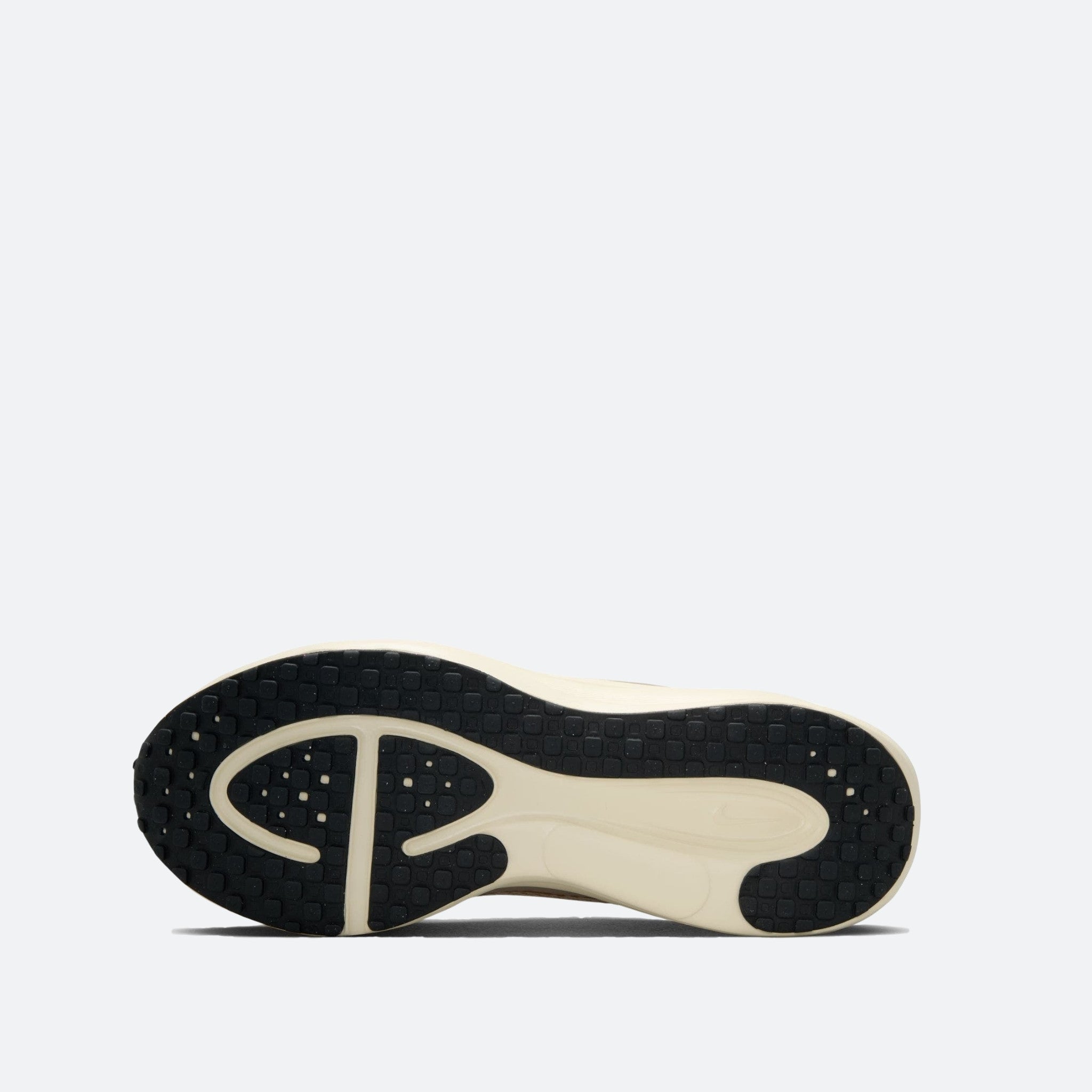 NIKE MUJER REVOLUTION 8