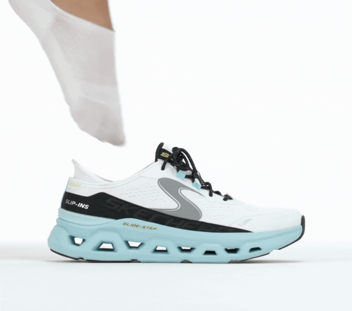 Skechers Hombre Glide‑Step Altus Slip‑Ins