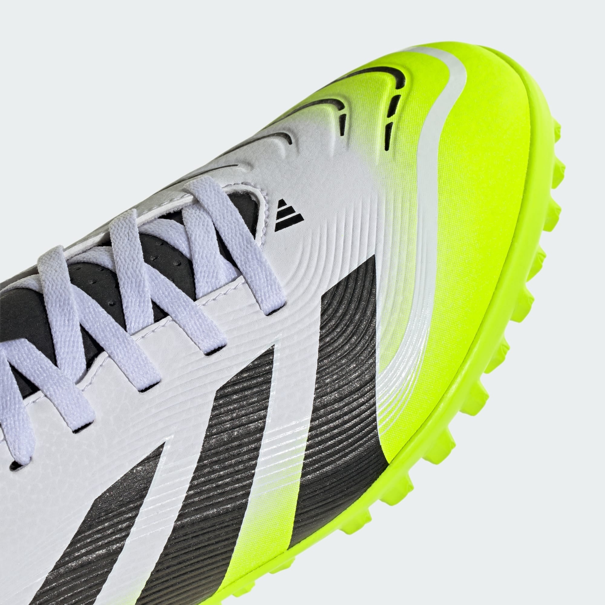 ADIDAS UNISEX PREDATOR CLUB PARA PASTO SINTÉTICO