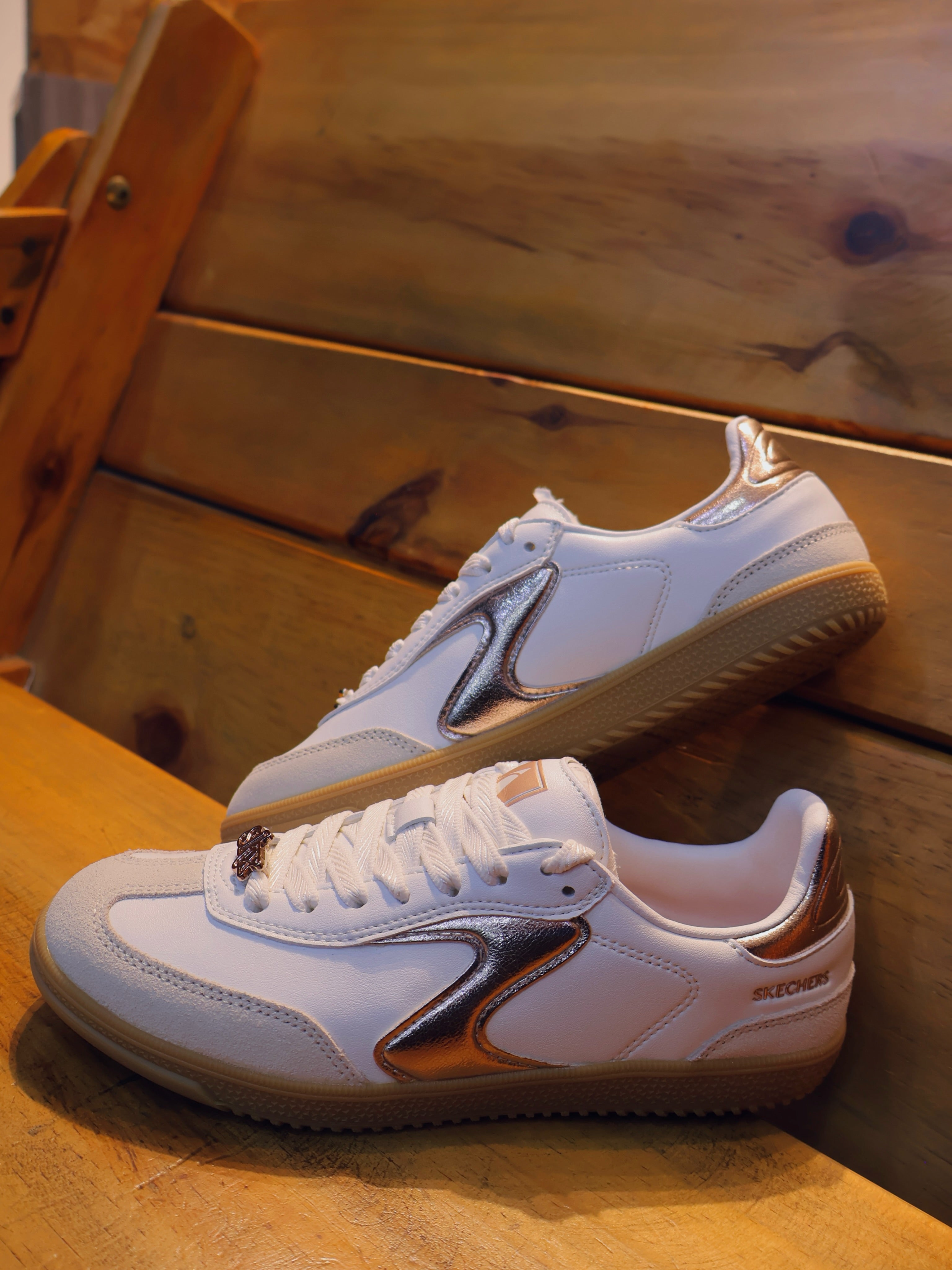 SKECHERS MUJER HOTSHOT - COOL GLOW