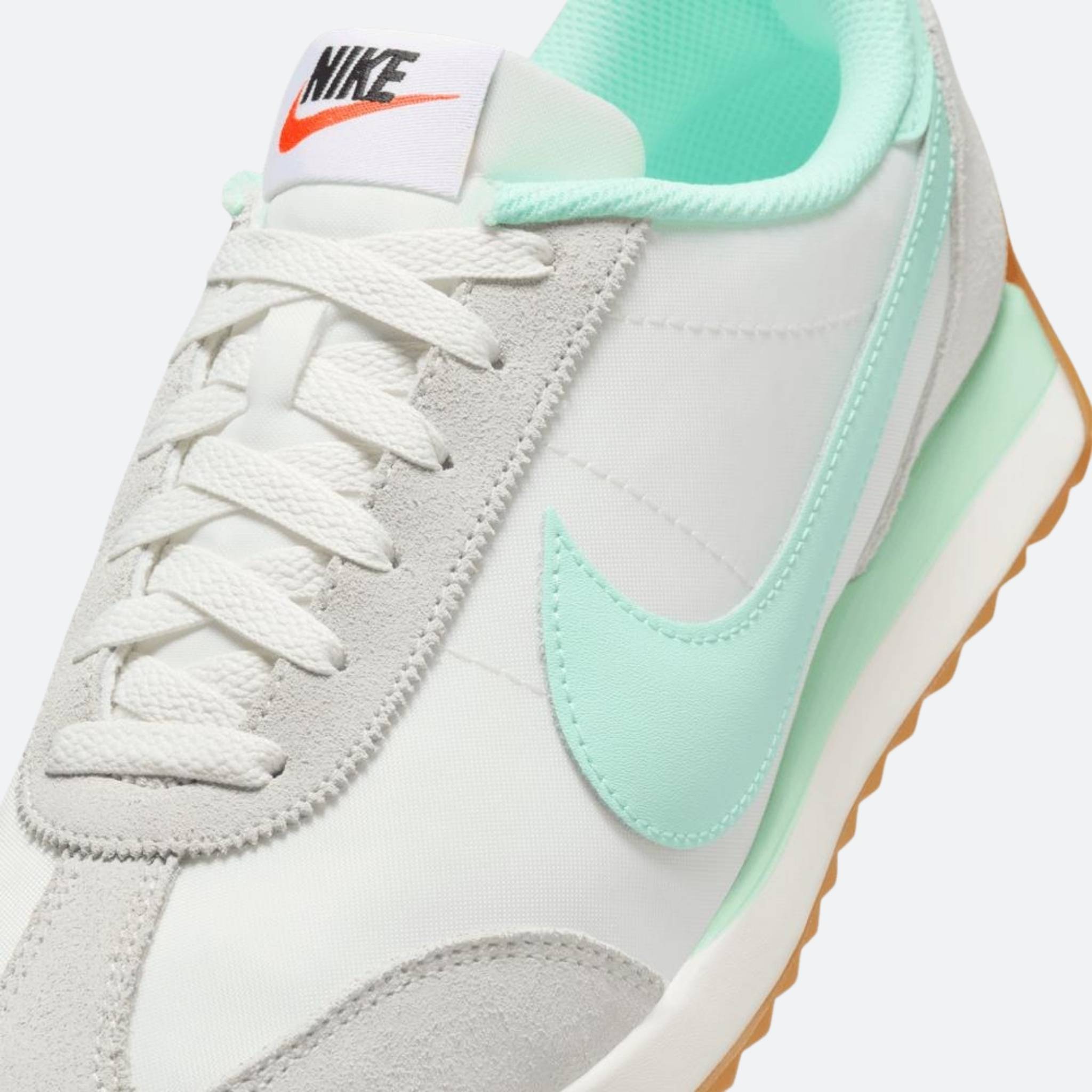 Nike Mujer Pacific